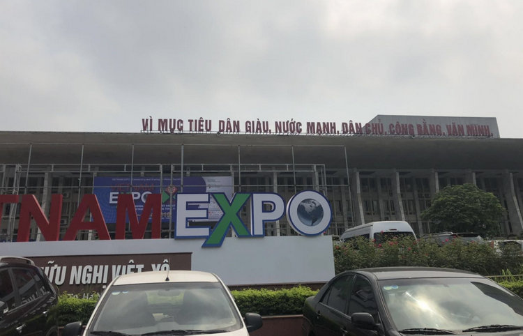 湖南Z6尊龙参观河内国际业务展  耐磨陶瓷产品拓展越南市场